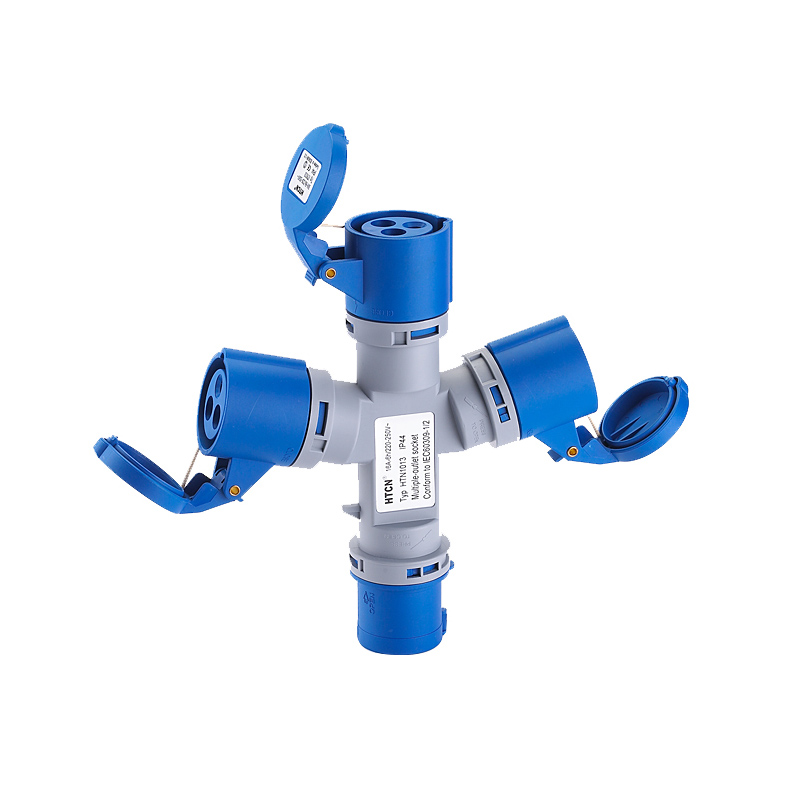 VP34004 - 16A 3PIN 220V 3 WAY SPLITTER IP44